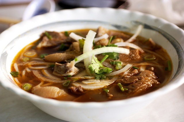 calories in bun bo hue