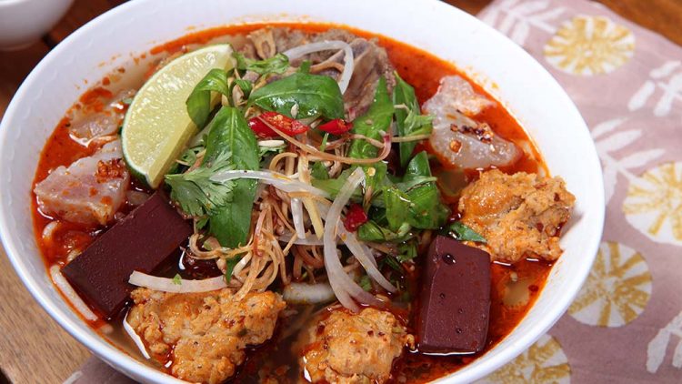 calories in bun bo hue