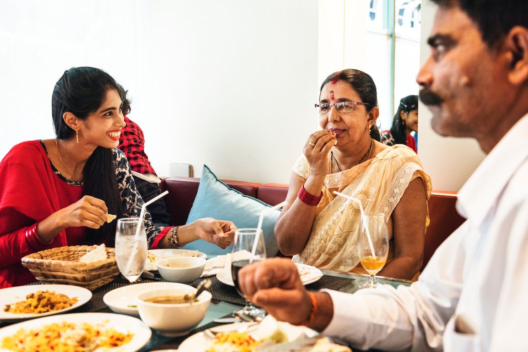 eating with hand