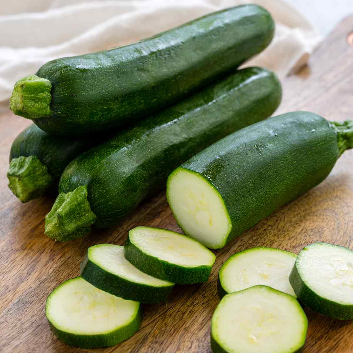 cucumber vs zucchini